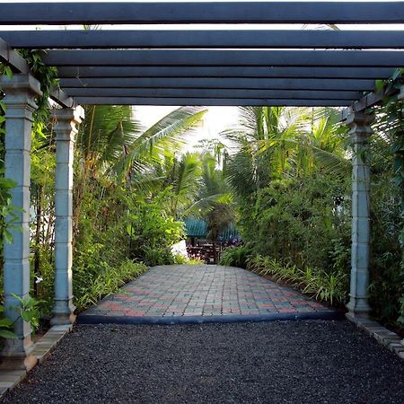 Hill View Resort Nakandalagoda Exterior photo